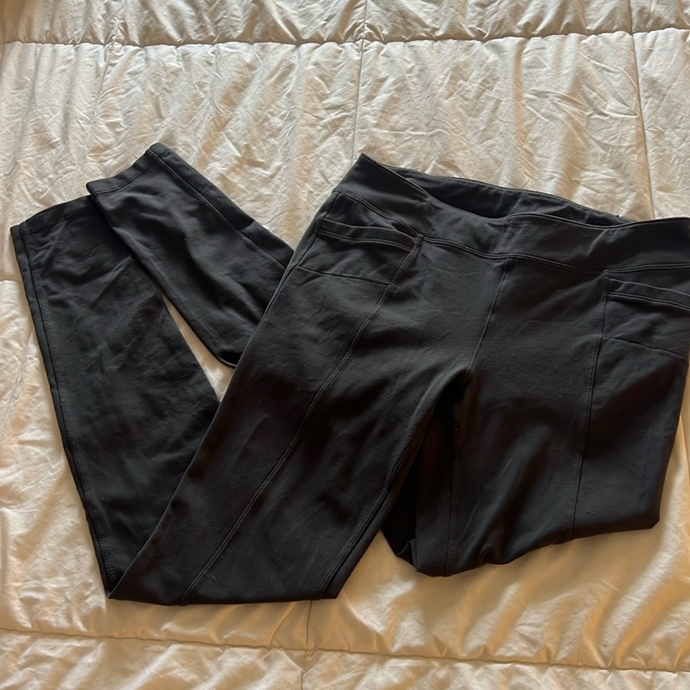 Athleta back pocket leggings, gray, EUC, size Medium Tall.